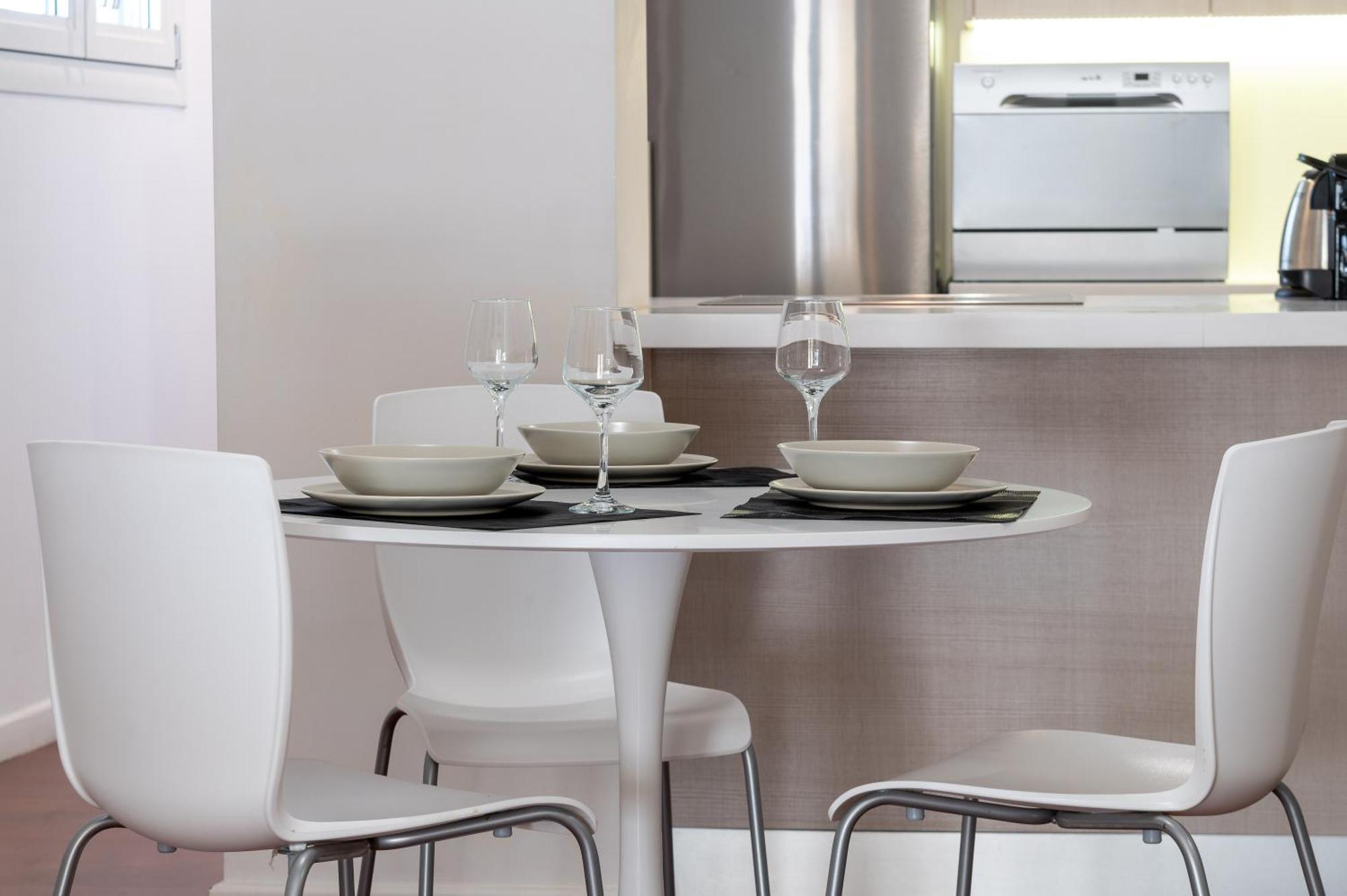Plaka Sweet House 2 *